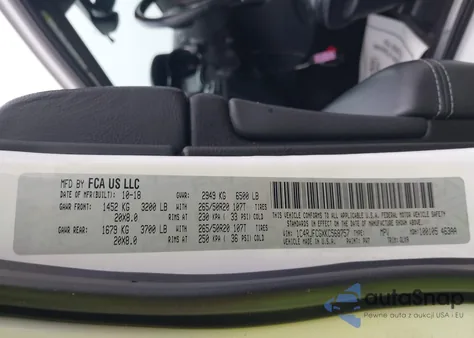 2019 Jeep Grand Cherokee Overland 4X4 из США, поврежденный, VIN 1C4RJFCGXKC568757